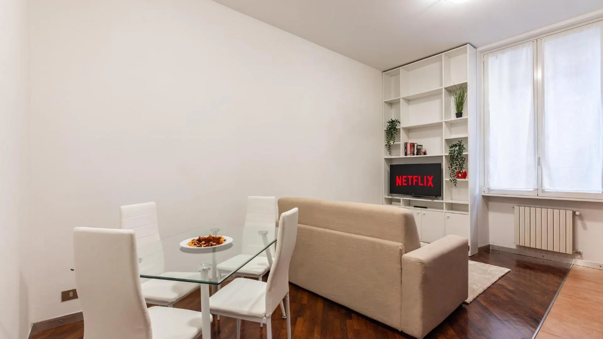 Central Apartment Duomo 2 - Wi-Fi & Ac Free Milan 0*,  Italy